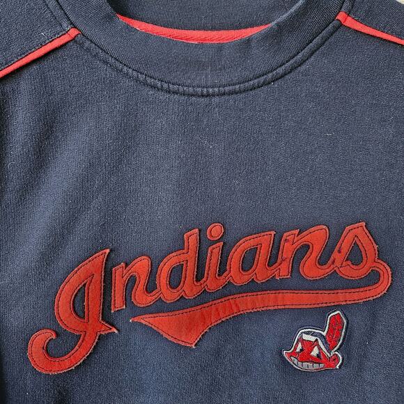 Vintage Cleveland Indians Sweatshirt Majestic Red Embroidered Wahoo Logo Patch - Picture 7 of 15